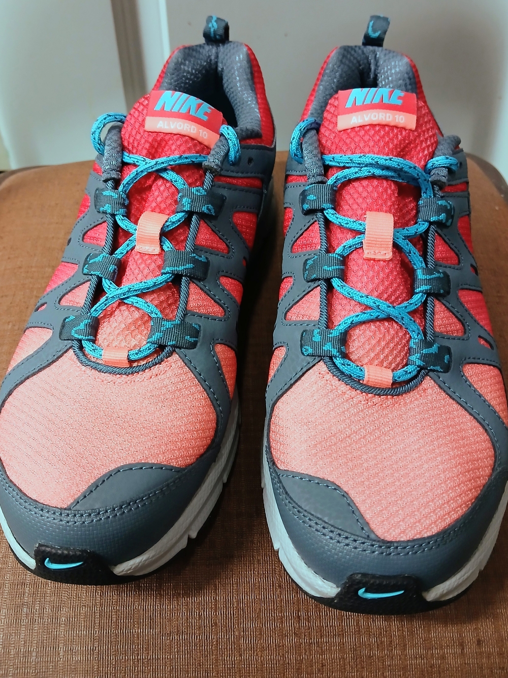 Nike Alvord 10 Women’s Coral and Teal Trail Shoes